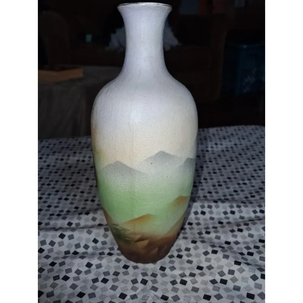 Royal this vase